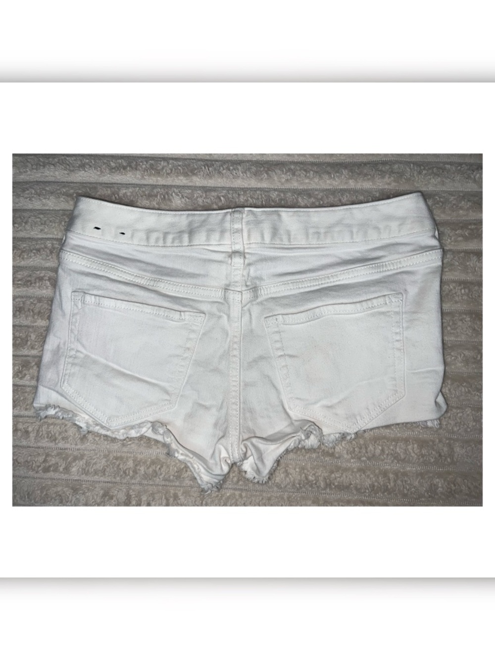 Express Distressed Shorts - Picture 3 of 3
